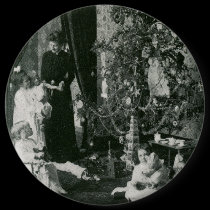Gather 'round the Tree - Vintage Stereoview buttons