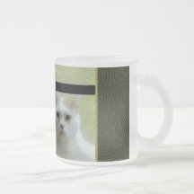 Gato en la ventana taza de café
