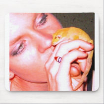 Gecko nose to nose mousepads