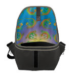geckos inside courier bags