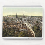 General view and High Street, Oxford, England clas Mouse Pads