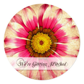 Getting Hitched Pink Daisy Round Wedding Invites
