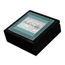 Gift Box - Family Keepsakes - horizontal giftbox