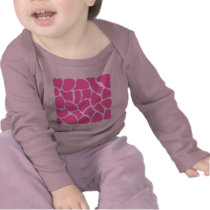 Giraffe Print Pattern in Bright Pink. T-shirts