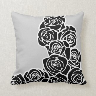 Girly Vintage black roses Pillow