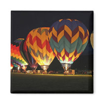 Glowing Balloons!  Light up the night! Magnet