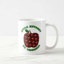 Go organic! skull apple mug