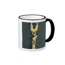 Gold earring with drop-shaped pendant in the form coffee mug