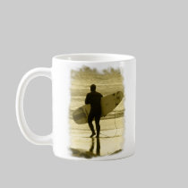 Golden Surfer Mug mugs