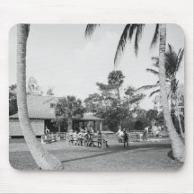 Golfing in Palm Beach, 1904 Mouse Pads