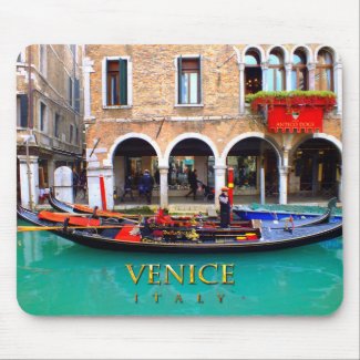 Gondolier in Cannaregio Mouse Pad