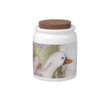 Goose races candy dishes