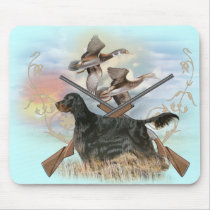 Gordon Setter Hunts mousepads