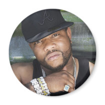 Gorilla Zoe Magnet - Press Pic