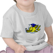 Graduado de los pescados de la graduación camisetas