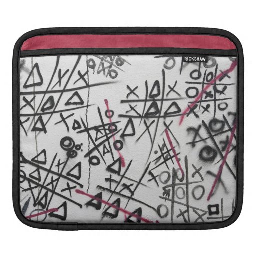 Graffiti Tic Tac Toe iPad Sleeve
