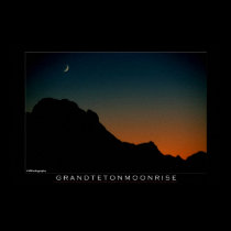 Grand Teton Moonrise posters