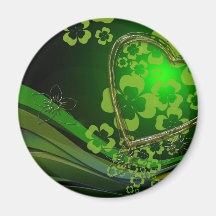 Greeen shamrock love fridge magnet
