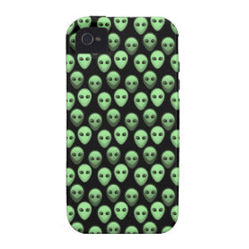 Green Aliens iPhone 4/4S Cover