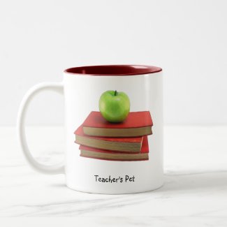 Green Apple and Red Books Teacher's Pet Drinkware