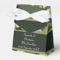 Green camouflage pattern wedding party favor boxes