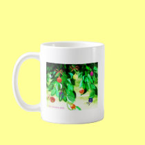 Green Leaves Xmas Mug mugs