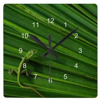 Green Lizard Clock