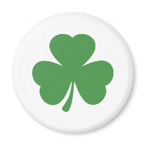 green shamrock st. patrick´s day fridge magnets