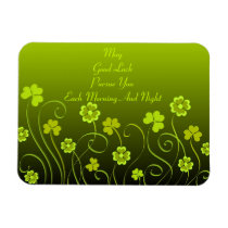 Green shamrocks and clovers magnets