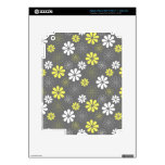 Grey and Yellow Flower Pattern