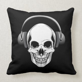 Grinning Skull With Headphones mojo_throwpillow