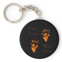 GRIZZLY BEAR TRACKS KEYCHAIN