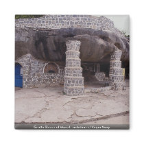 Grotto Shrine of Mariel, visitation of Virgin Mary Magnet