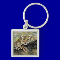 guepard in a tree keychains