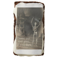 Halloween Skeleton with Violin Brownie