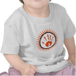 Hand casting tshirt