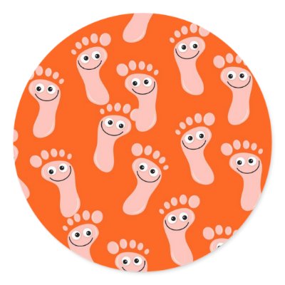 Happy Feet Wallpaper round sticker