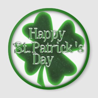 Happy St. Patricks Day Shamrock magnet