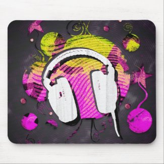 Headphone design in pink and yellow background mousepad