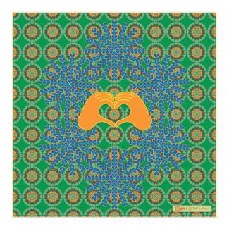 HeartMark Hands focus on Mandala core print