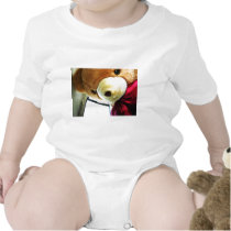 Here Comes Teddy t-shirts