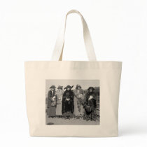 Hide Your Pets: 1923 Bags