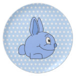 Historieta azul divertida del conejo platos para fiestas
