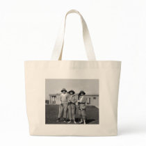 Hitting the Links in Style: 1923 Tote Bags