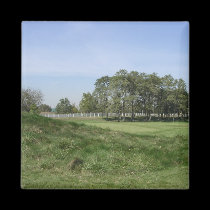Hole 3 Magnet