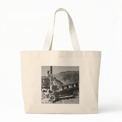 Hollywoodland 1924 tote bags by Raftiinstitute