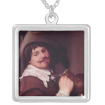 Hombre con un jarro collares