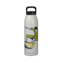 Hombre moderno de la persona que practica surf per botellas de agua reutilizables