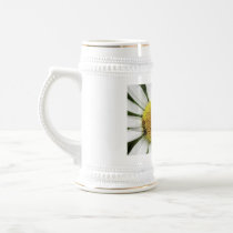 Honey Bee on a Daisy Coffee Mugs