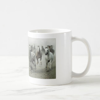 HORSE DESIGN MUG